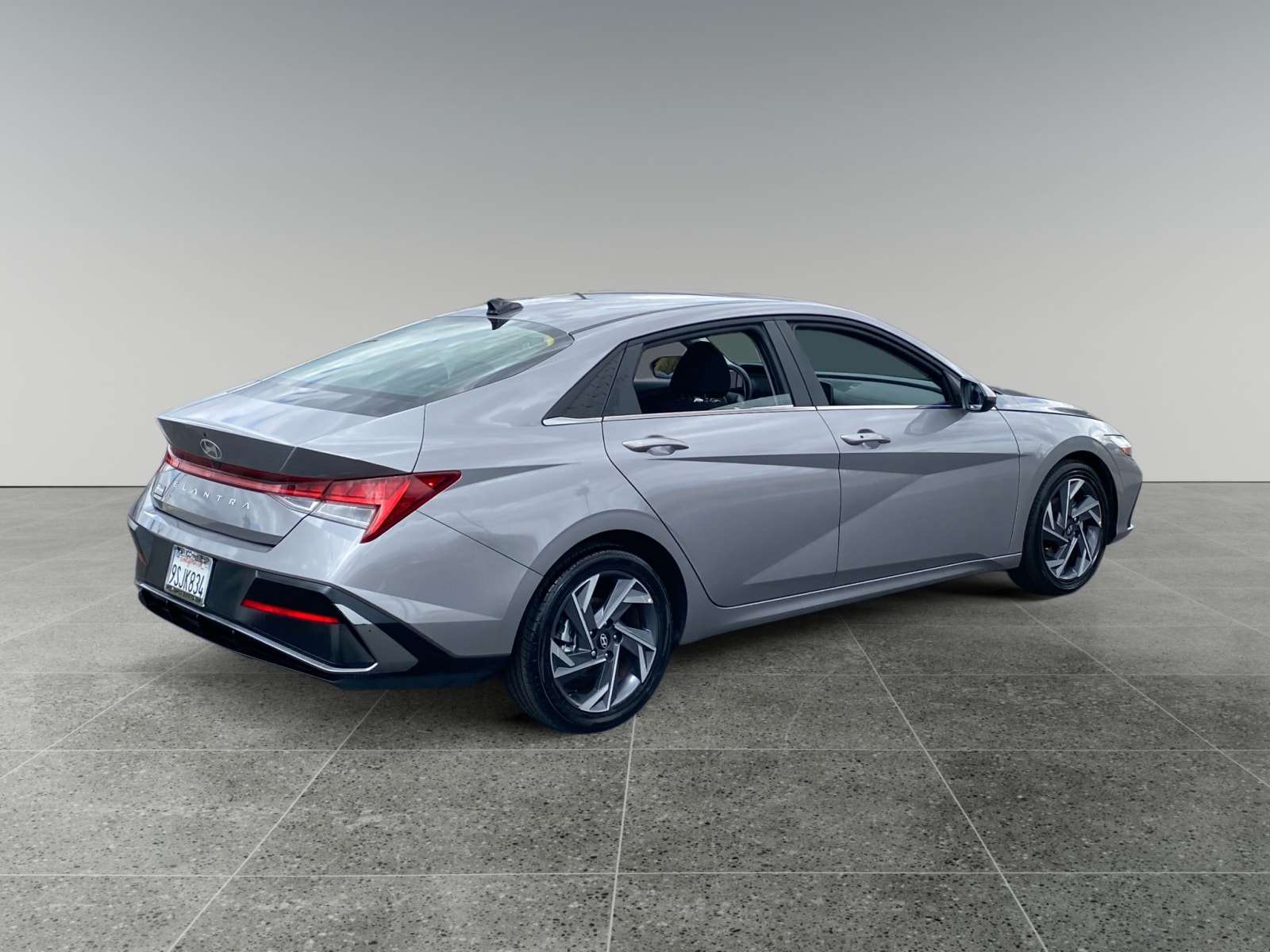 2025 Hyundai Elantra SEL Convenience photo 5