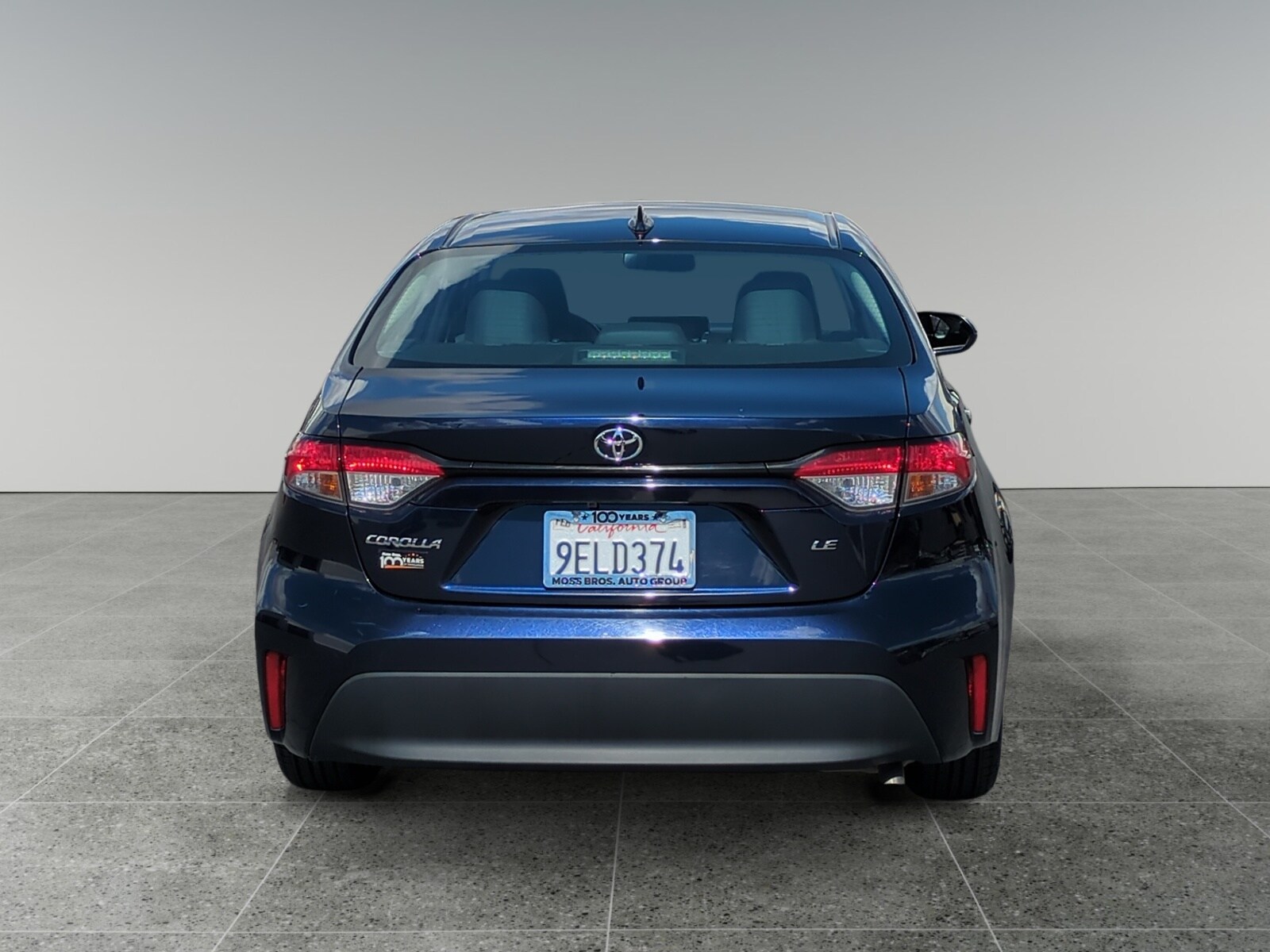 2023 Toyota Corolla LE photo 3