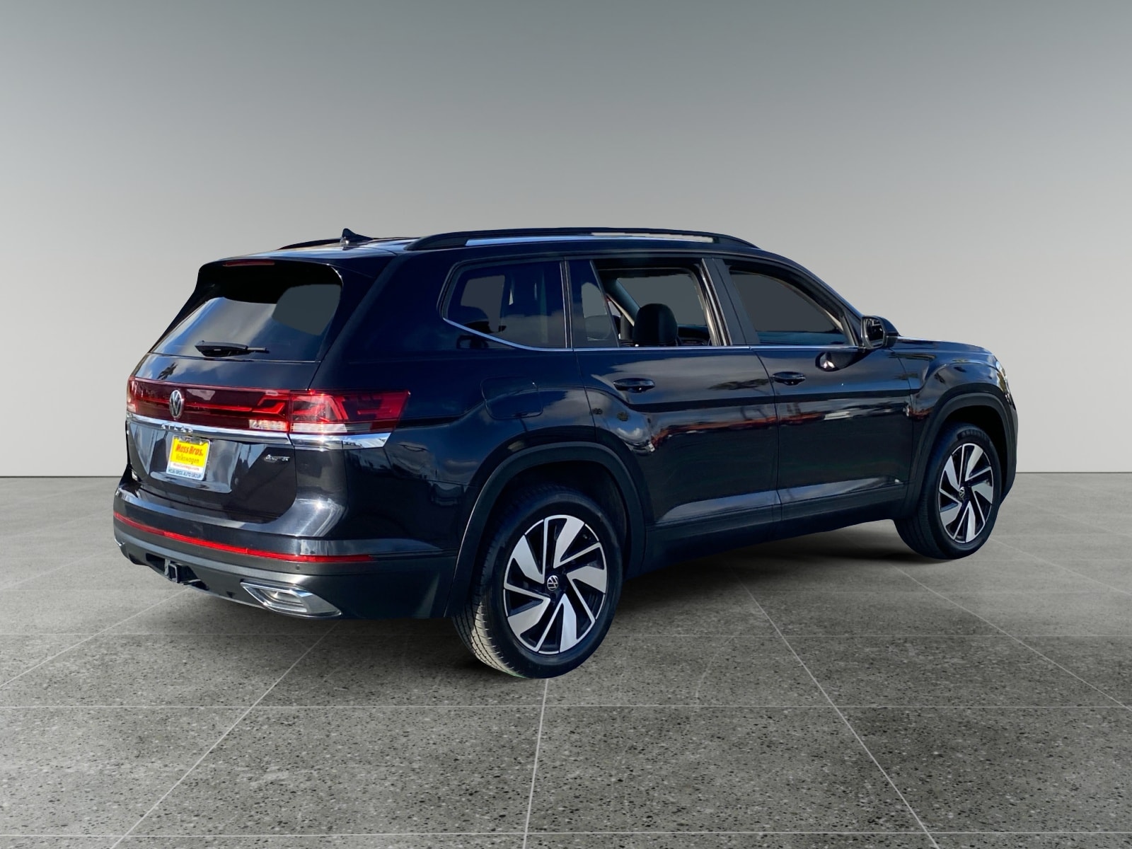 2024 Volkswagen Atlas 2.0T SE w/Technology photo 5