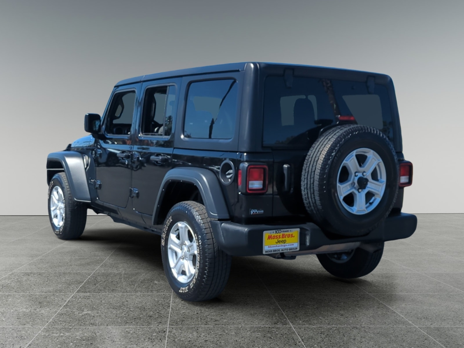2023 Jeep Wrangler Sport S photo 3