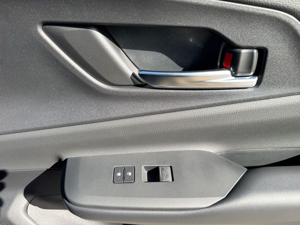 2026 Toyota Prius Plug-in Hybrid XSE Premium - Photo 32