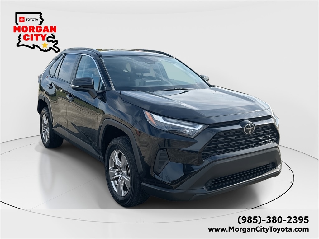 2023 Toyota RAV4 XLE's photo