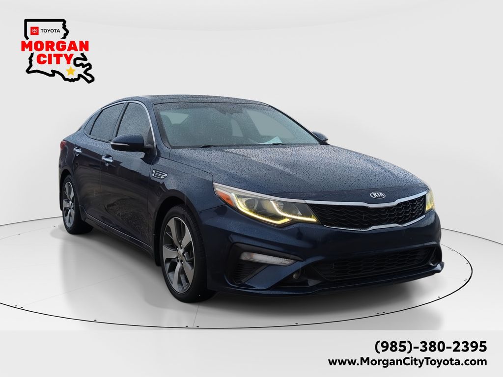 2019 Kia Optima S AT's photo