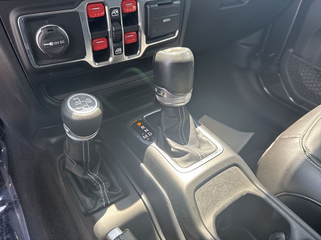 2021 Jeep Wrangler Unlimited Sahara 4XE - Photo 23