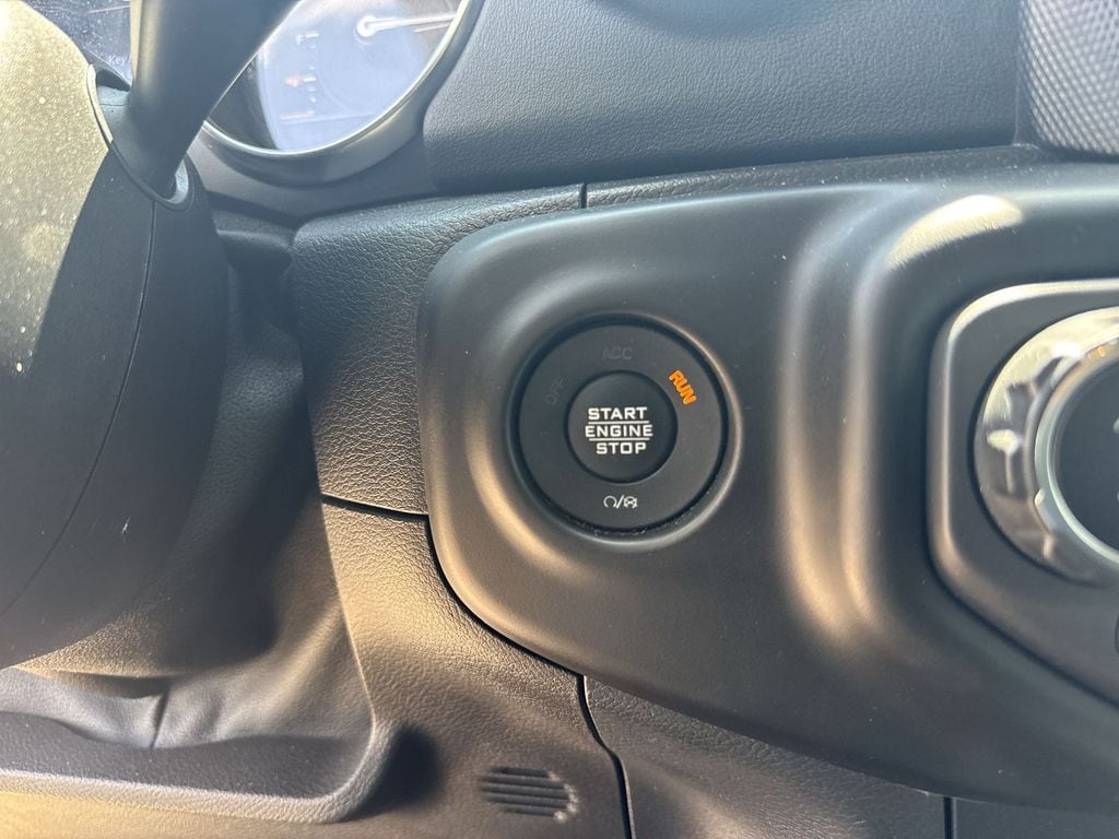 2021 Jeep Wrangler Unlimited Sahara 4XE - Photo 22