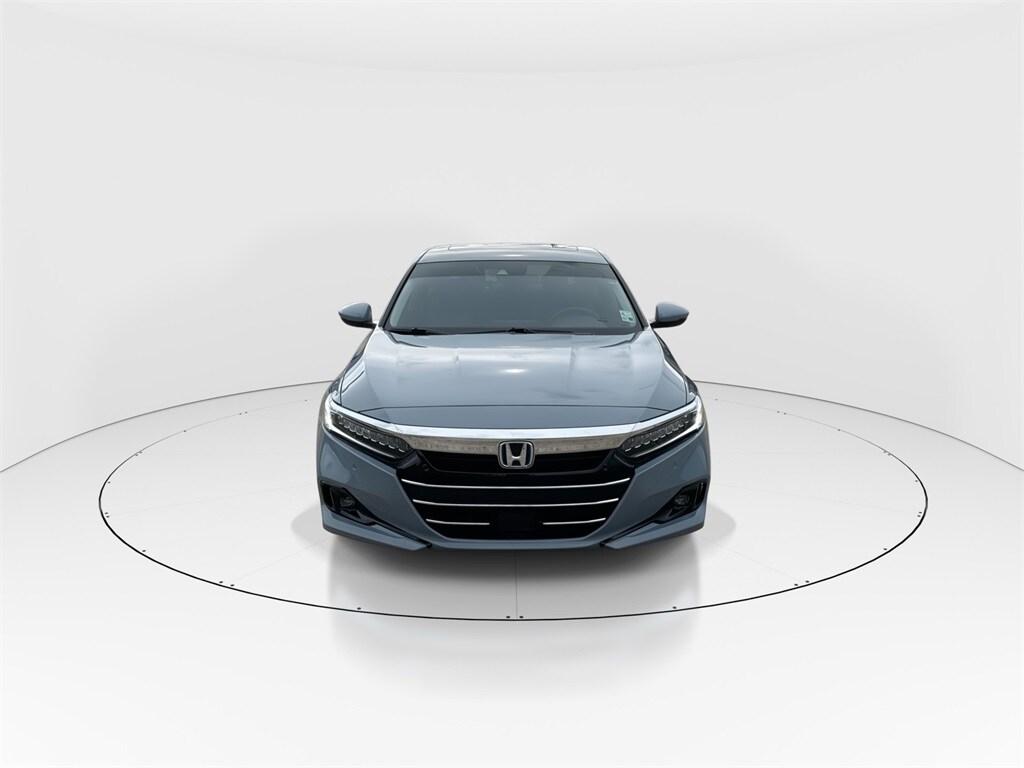 2022 Honda Accord Touring photo 3