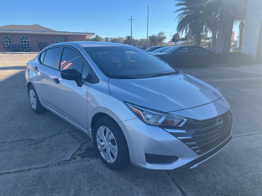 Used 2024 Nissan Versa 1.6 S Sedan