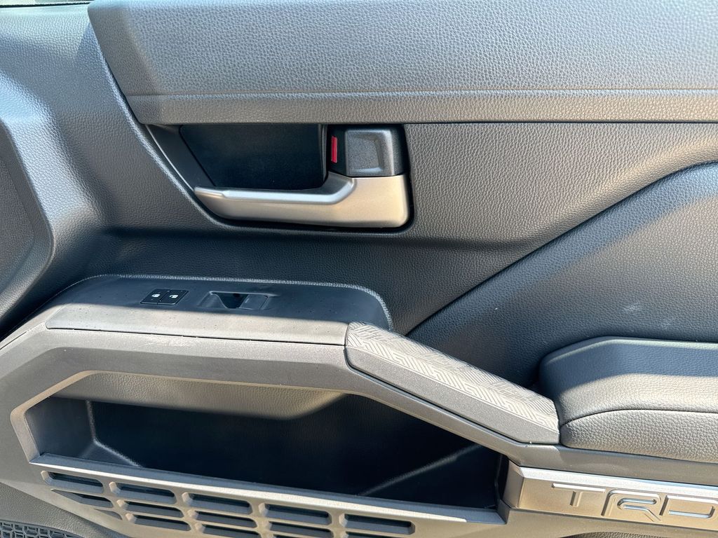 2025 Toyota Tacoma TRD Off Road - Photo 32