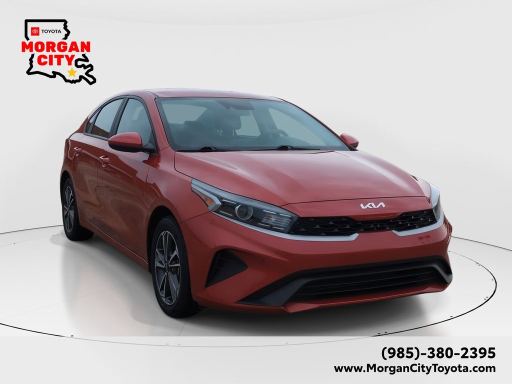 2024 Kia Forte LXS AT's photo