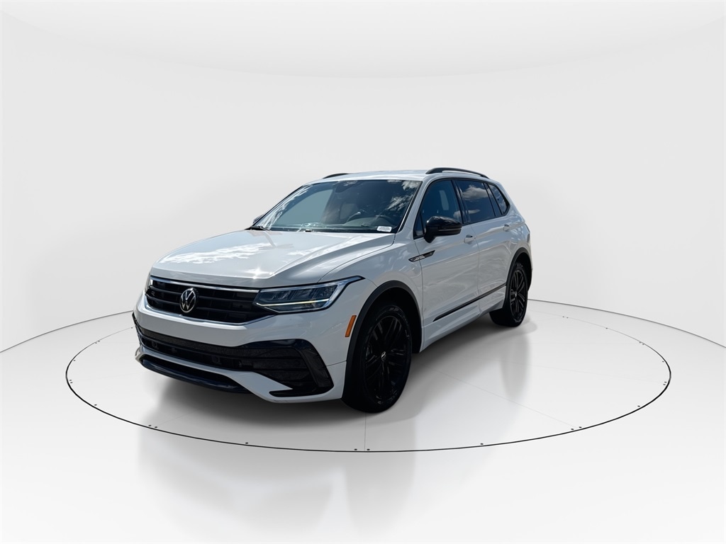 Used 2022 Volkswagen Tiguan 2.0T SE R-Line Black SUV