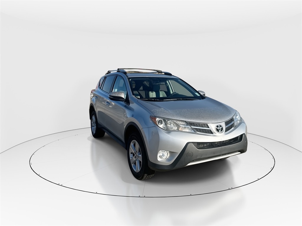 Used 2014 Toyota RAV4 XLE with VIN 2T3WFREV5EW074762 for sale in Morgan City, LA