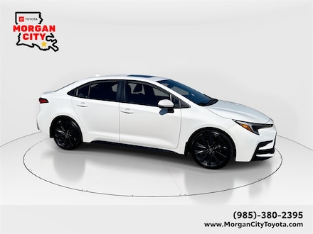 2025 Toyota Corolla Hybrid SE Sedan
