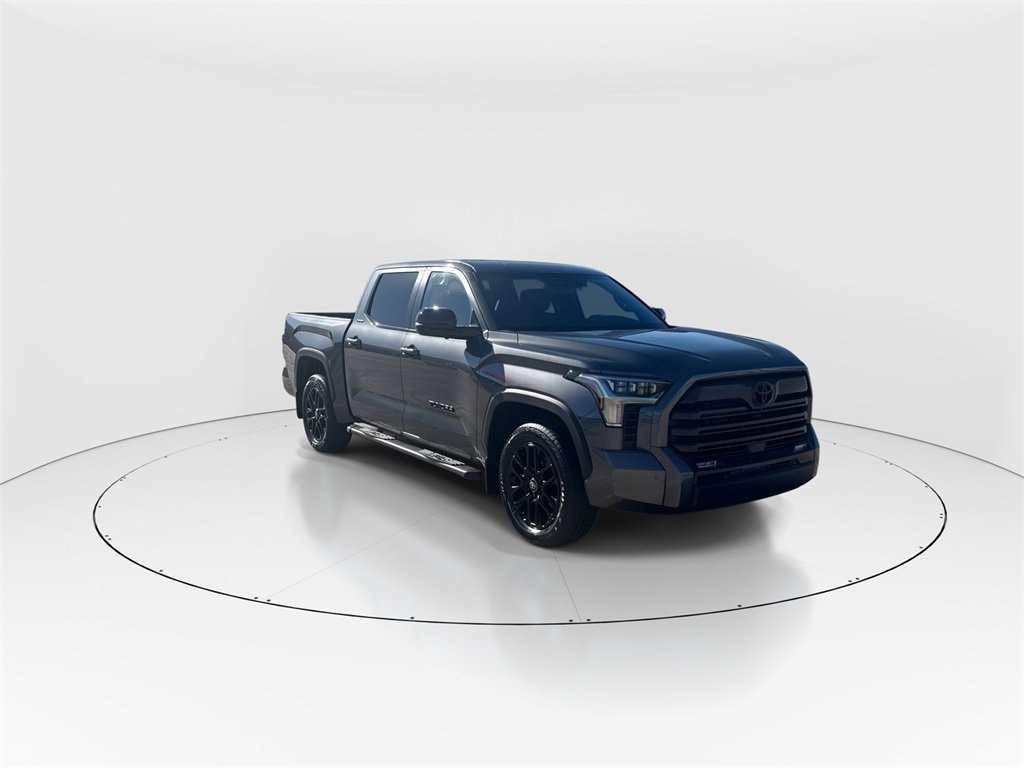 New 2026 Toyota Tundra Limited LIMITED CREWMAX 5.5