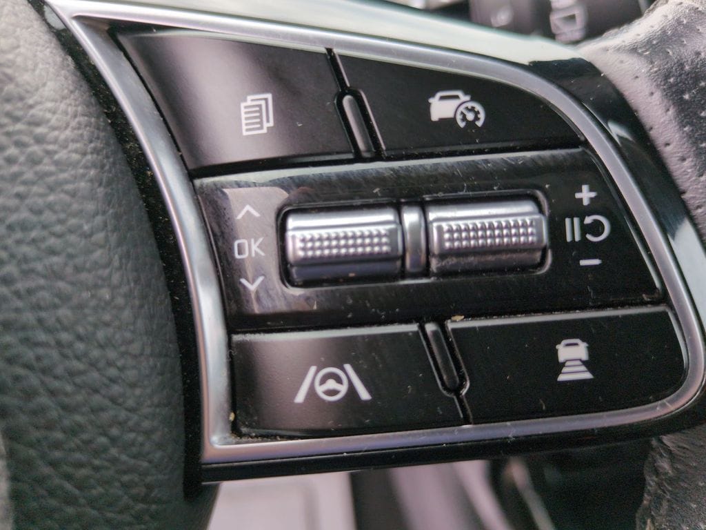 2024 Kia Seltos SX - Photo 18