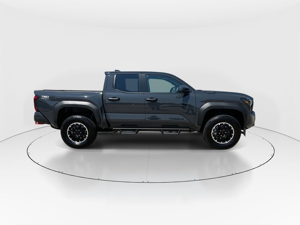 2025 Toyota Tacoma TRD Off Road - Photo 9
