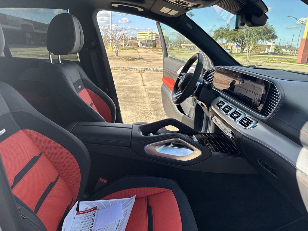 2024 Mercedes-Benz GLE AMG GLE63 S - Photo 31