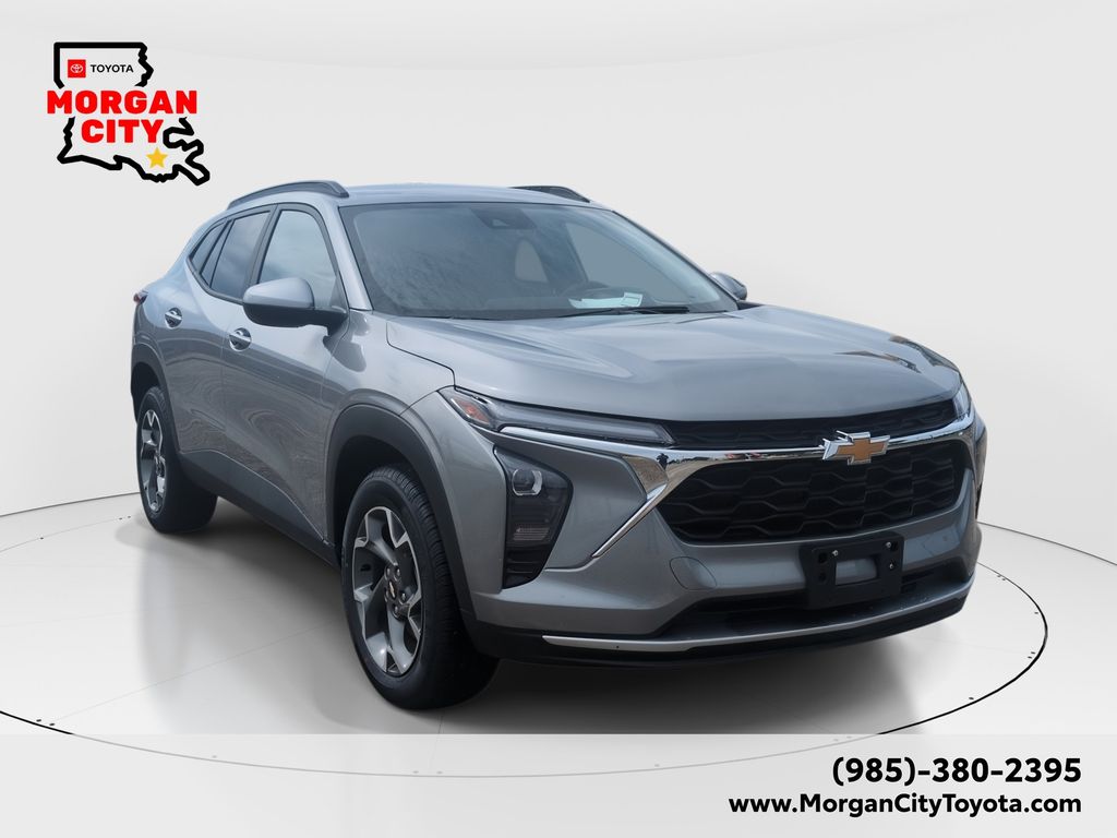 2025 Chevrolet Trax LT's photo