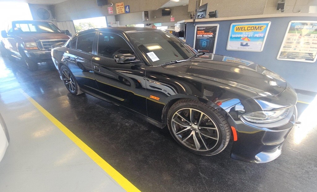 2020 Dodge Charger Scat Pack photo 2