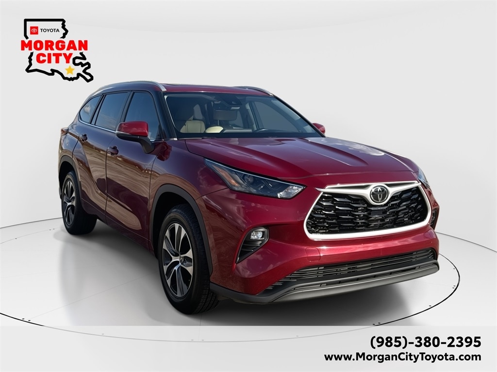 2023 Toyota Highlander XLE's photo