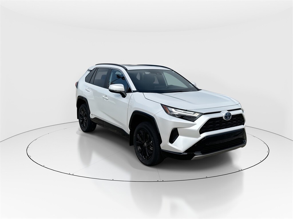 2023 Toyota RAV4 Hybrid SE photo 2