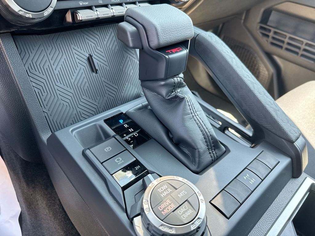 2025 Toyota Tacoma TRD Off Road - Photo 23
