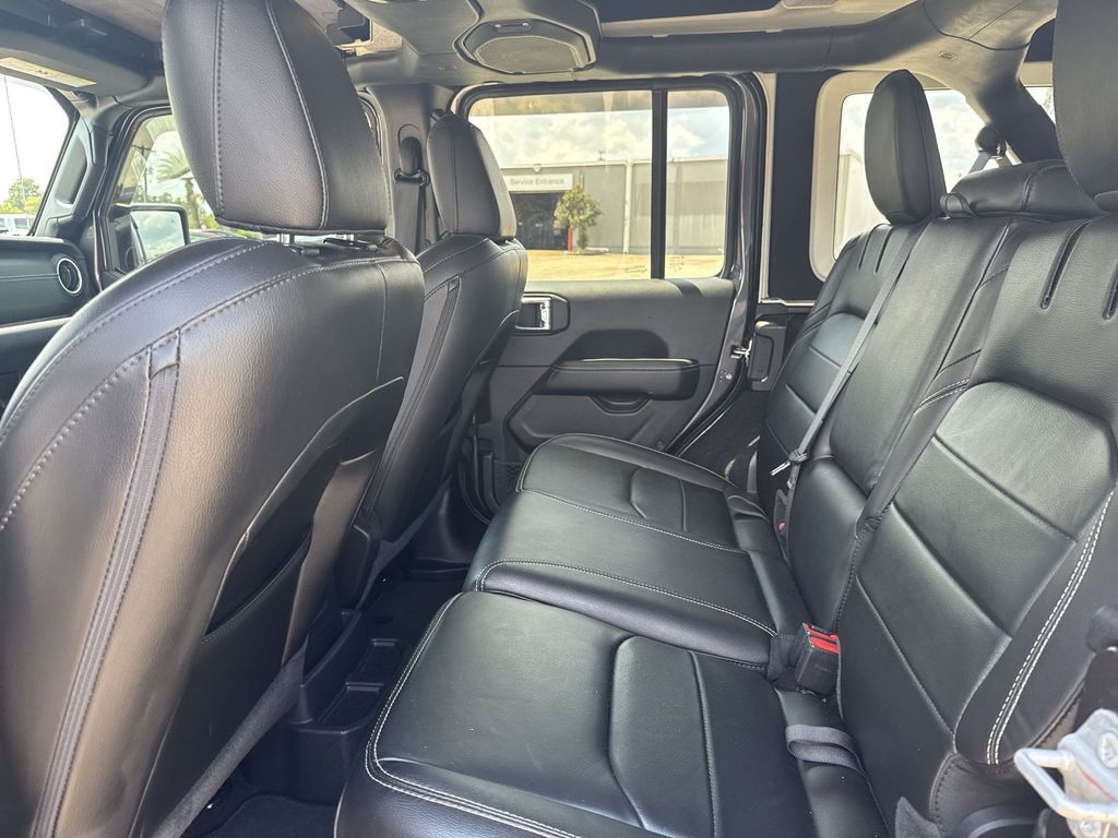 2021 Jeep Wrangler Unlimited Sahara 4XE - Photo 29