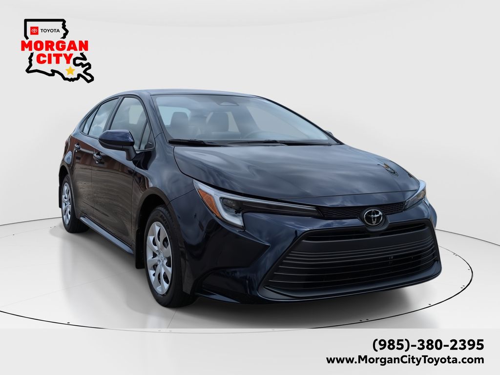 2026 Toyota Corolla LE Hybrid CVT's photo
