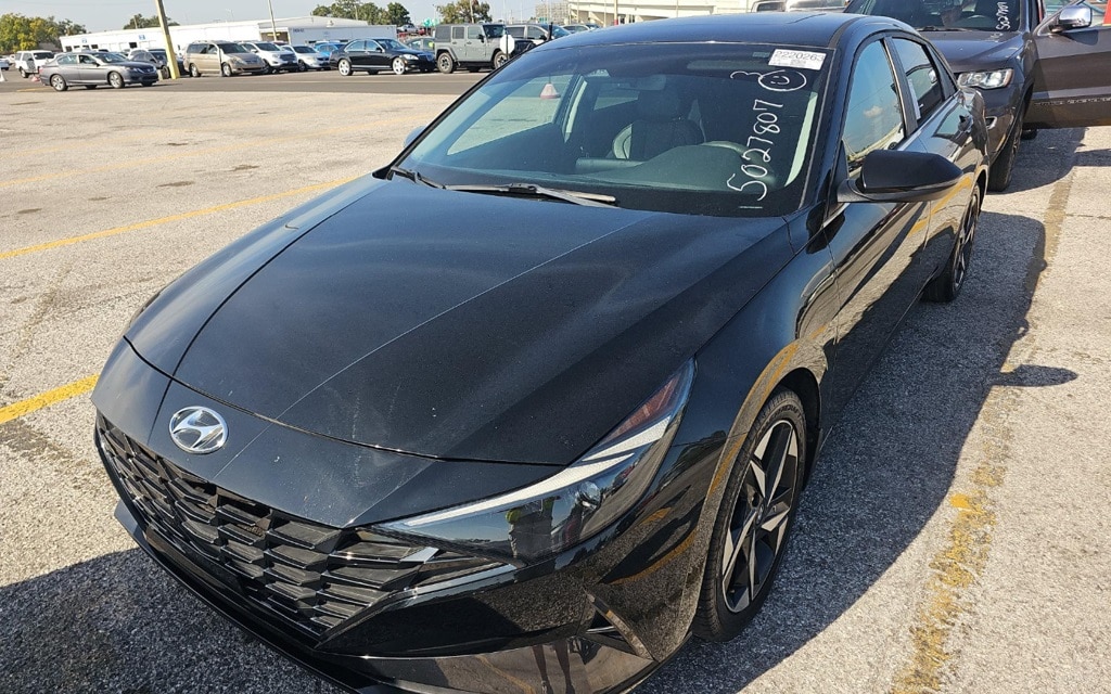Used 2023 Hyundai Elantra Limited Sedan