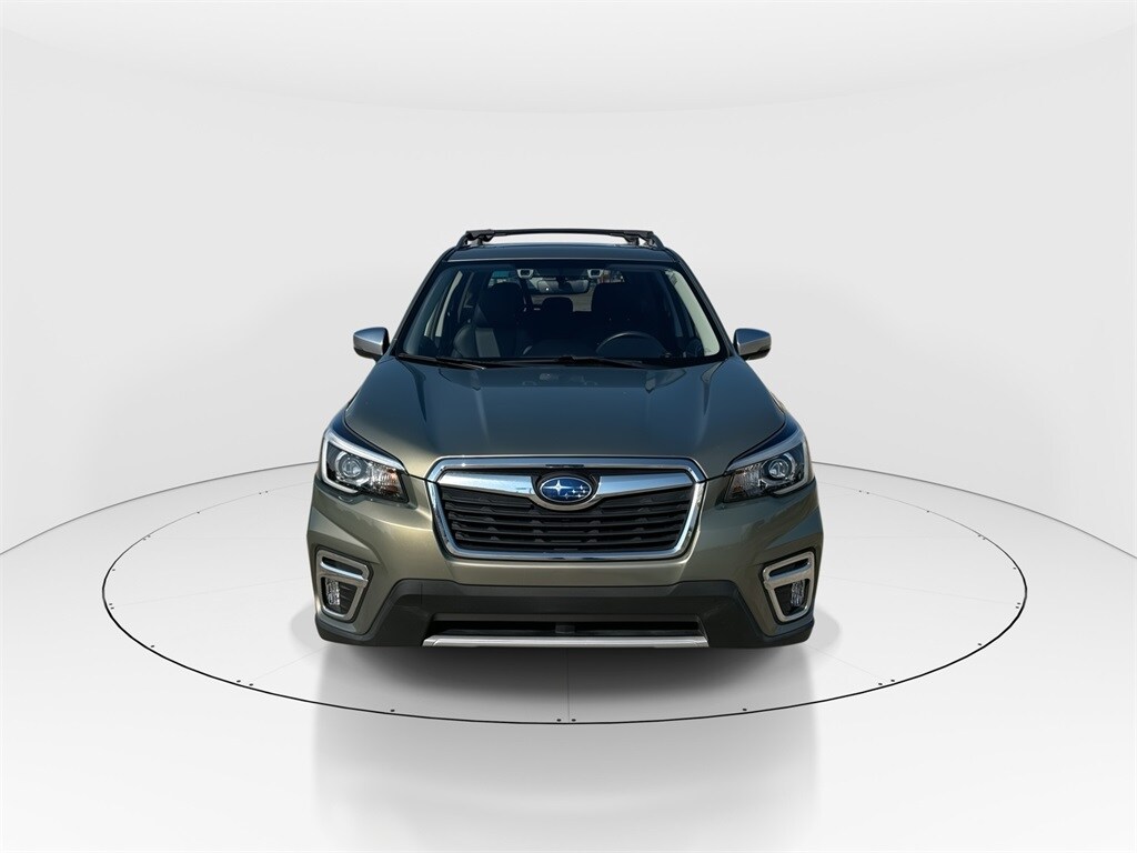2020 Subaru Forester Touring photo 3