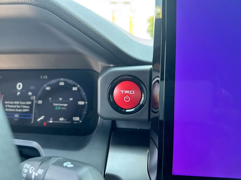 2025 Toyota Tacoma TRD Off Road - Photo 22