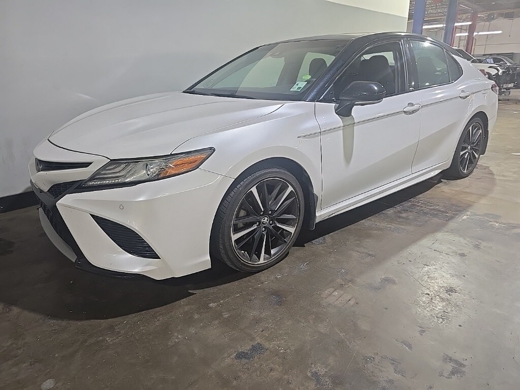 Used 2018 Toyota Camry XSE Sedan