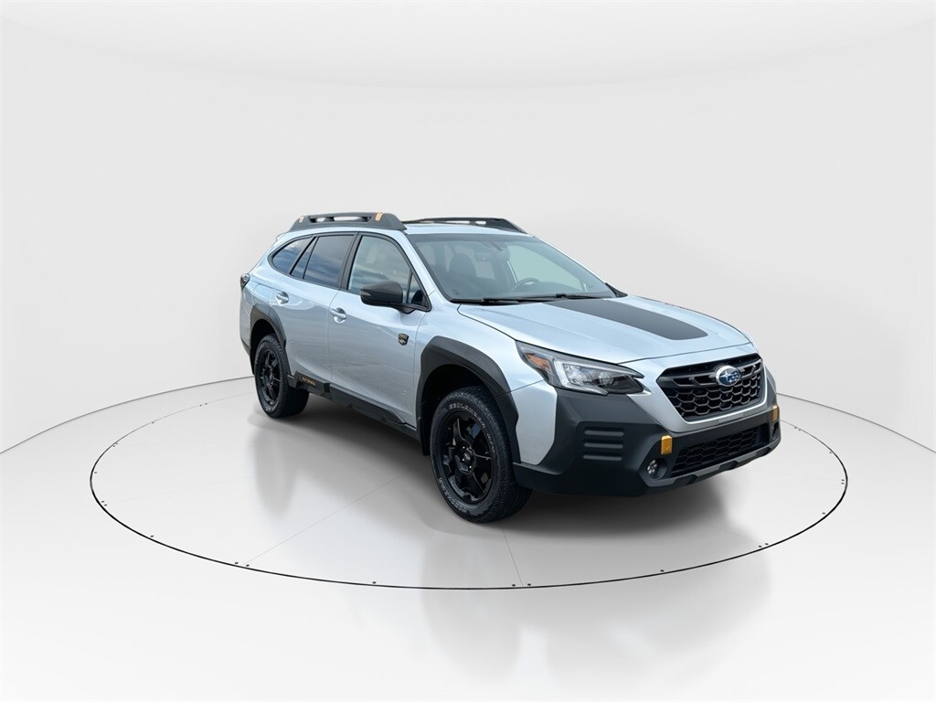 2022 Subaru Outback Wilderness photo 2