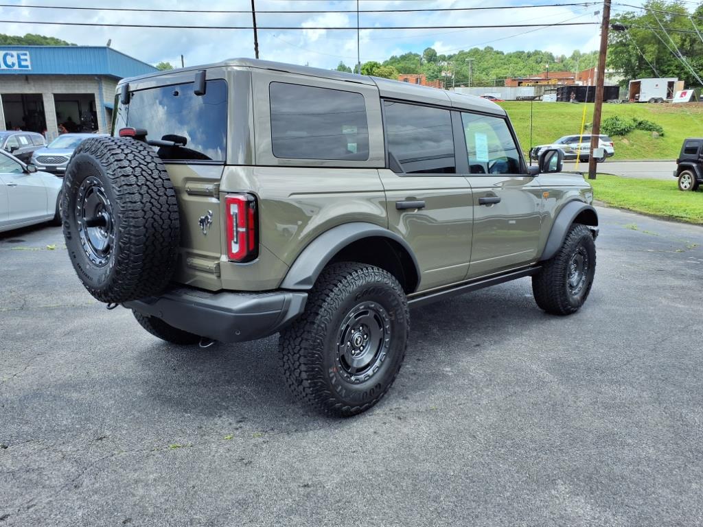 2025 Ford Bronco Badlands photo 4