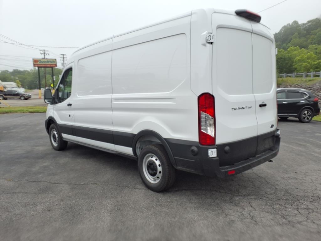 2025 Ford Transit Cargo Van photo 2