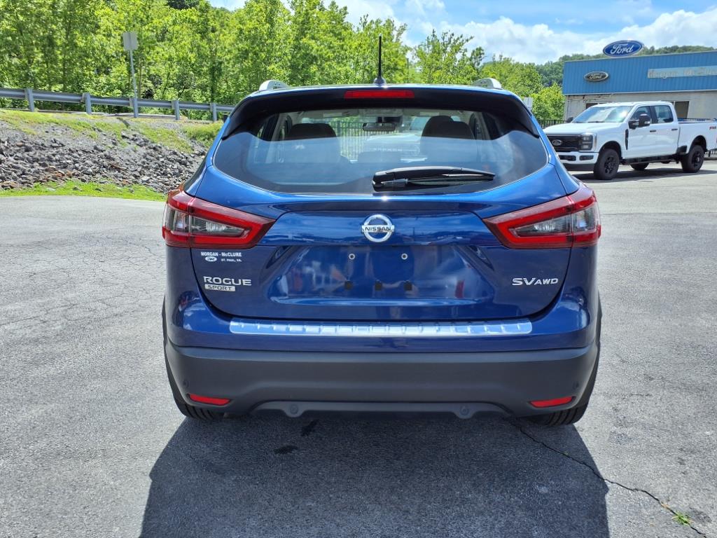 2022 Nissan Rogue Sport SV photo 3
