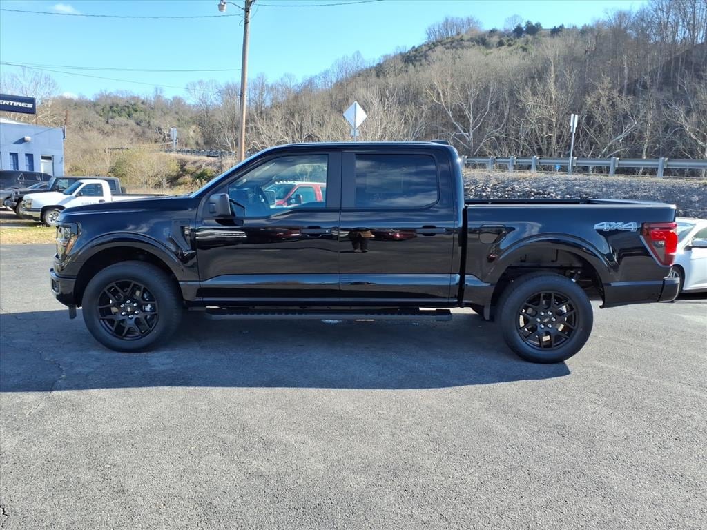 New 2025 Ford F-150 STX 4x4 STX SuperCrew 5.5 ft. SB