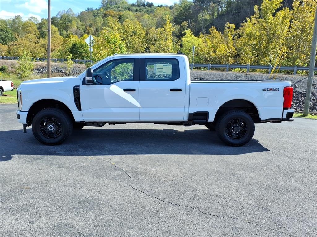 New 2026 Ford F-250 Super Duty XL 4x4 XL Crew Cab 6.8 ft. SB Pickup