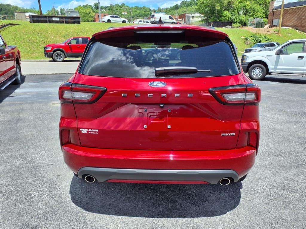 2024 Ford Escape ST-Line photo 3