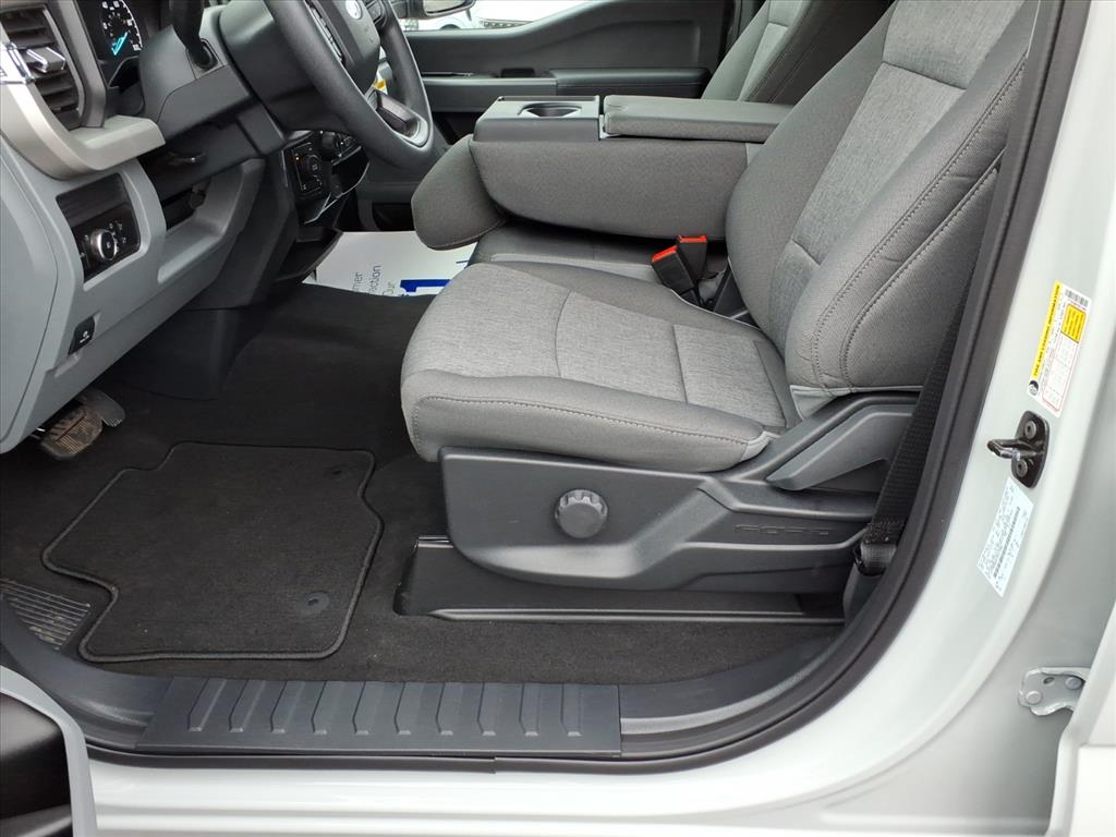 2026 Ford F-250 Super Duty XL - Photo 6