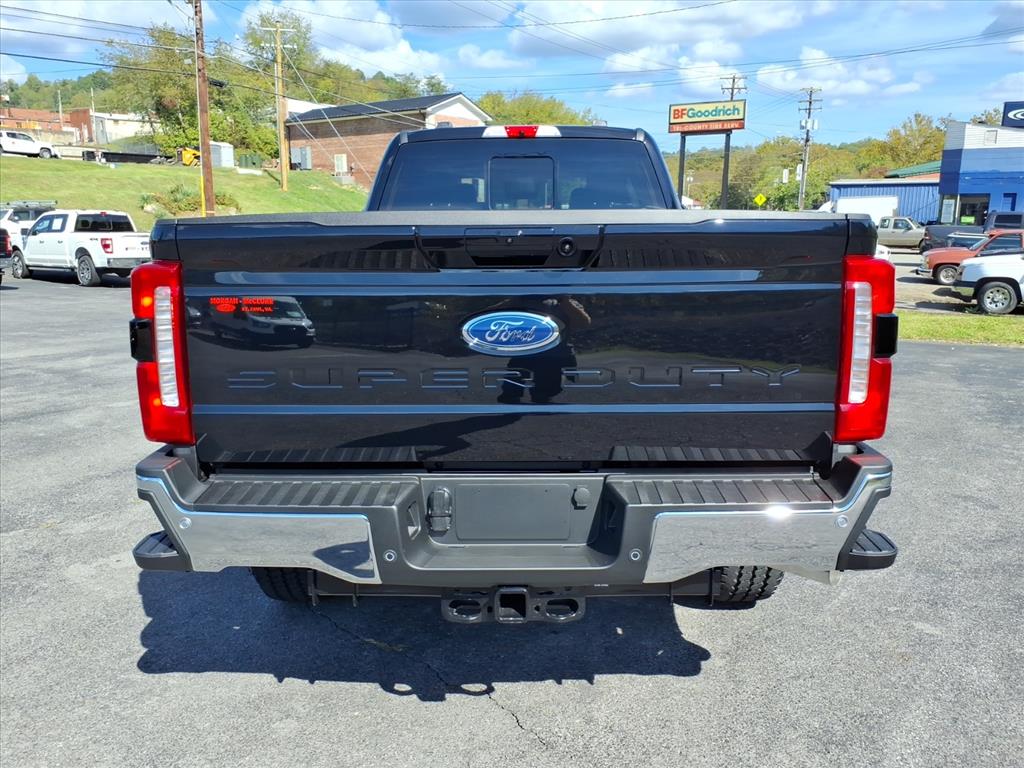 2026 Ford F-350 Lariat photo 4