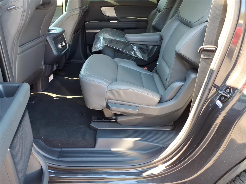 2026 Ford Expedition MAX Active - Photo 7
