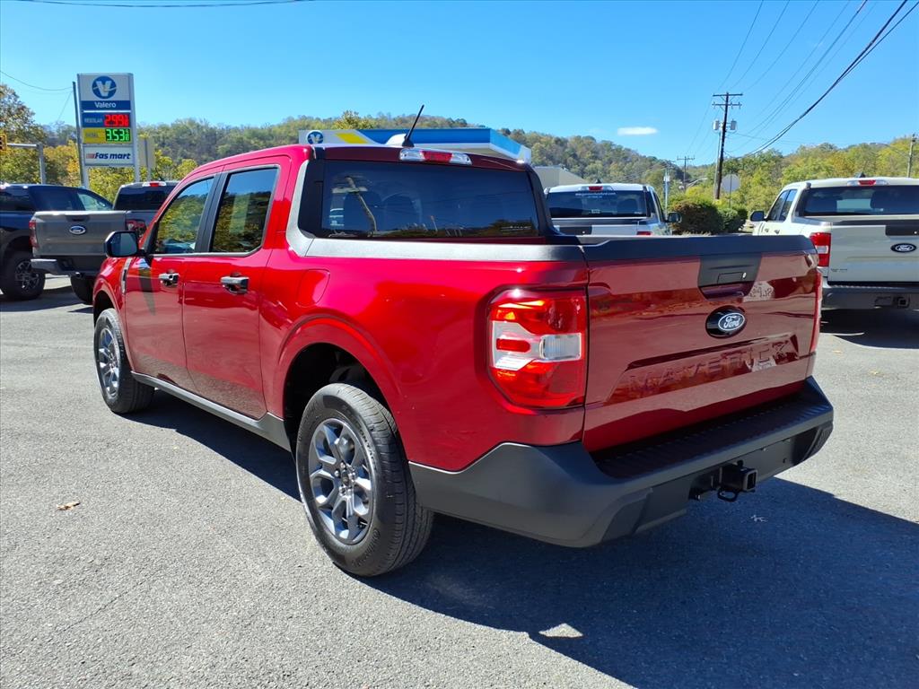 2025 Ford Maverick XLT photo 3