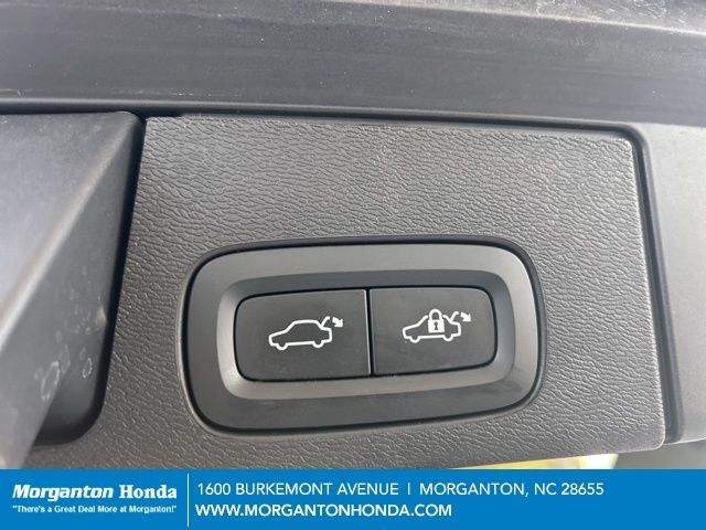 2023 Volvo XC60 Plus - Photo 31