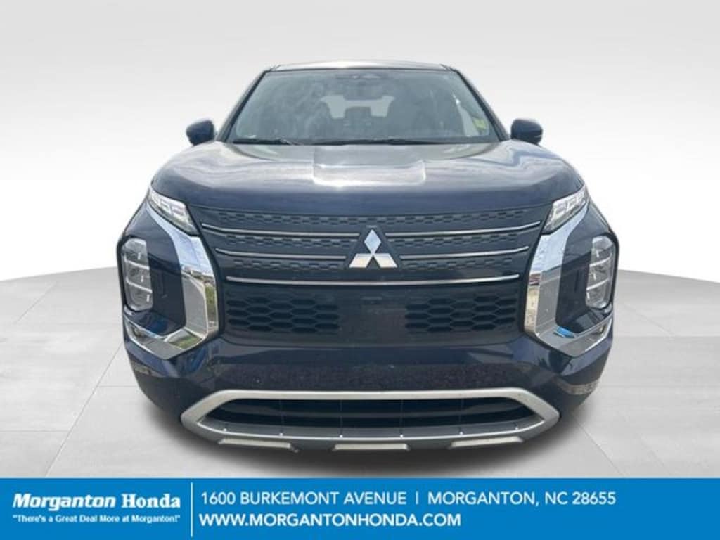 Used 2024 Mitsubishi Outlander SE SUV