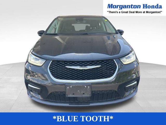 Used 2024 Chrysler Pacifica Touring L with VIN 2C4RC1BG7RR101554 for sale in Morganton, NC