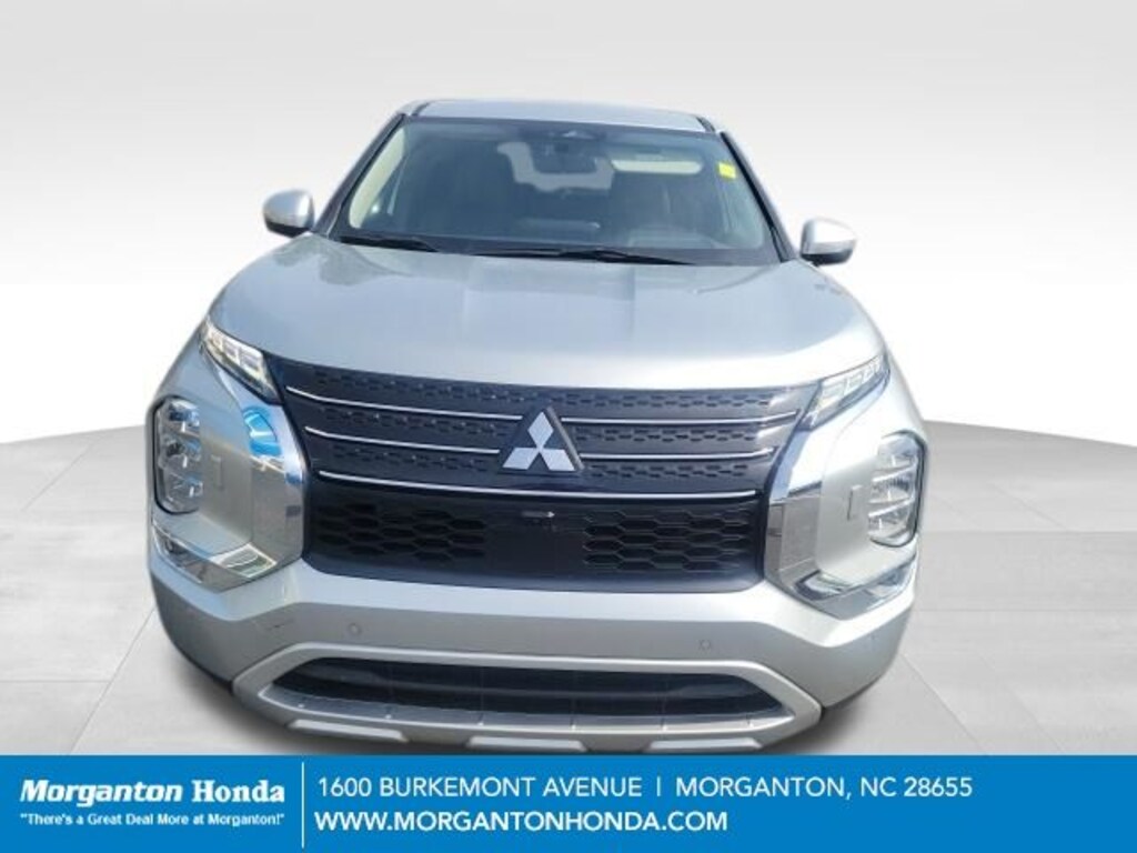 Used 2024 Mitsubishi Outlander SE SUV
