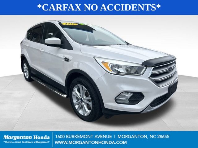 2017 Ford Escape SE's photo