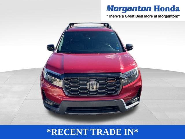 2022 Honda Passport TrailSport photo 2