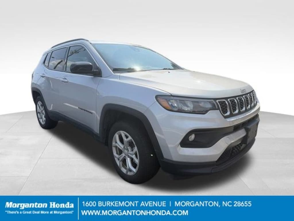 Used 2024 Jeep Compass Latitude SUV