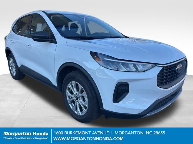 2025 Ford Escape Active's photo